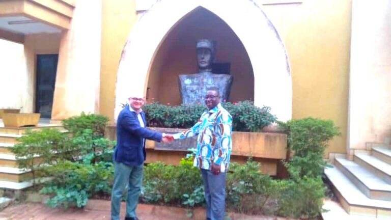 VISITE DE L’AMBASSADEUR DU ROYAUME DE BELGIQUE AU CENTRE MURAZ